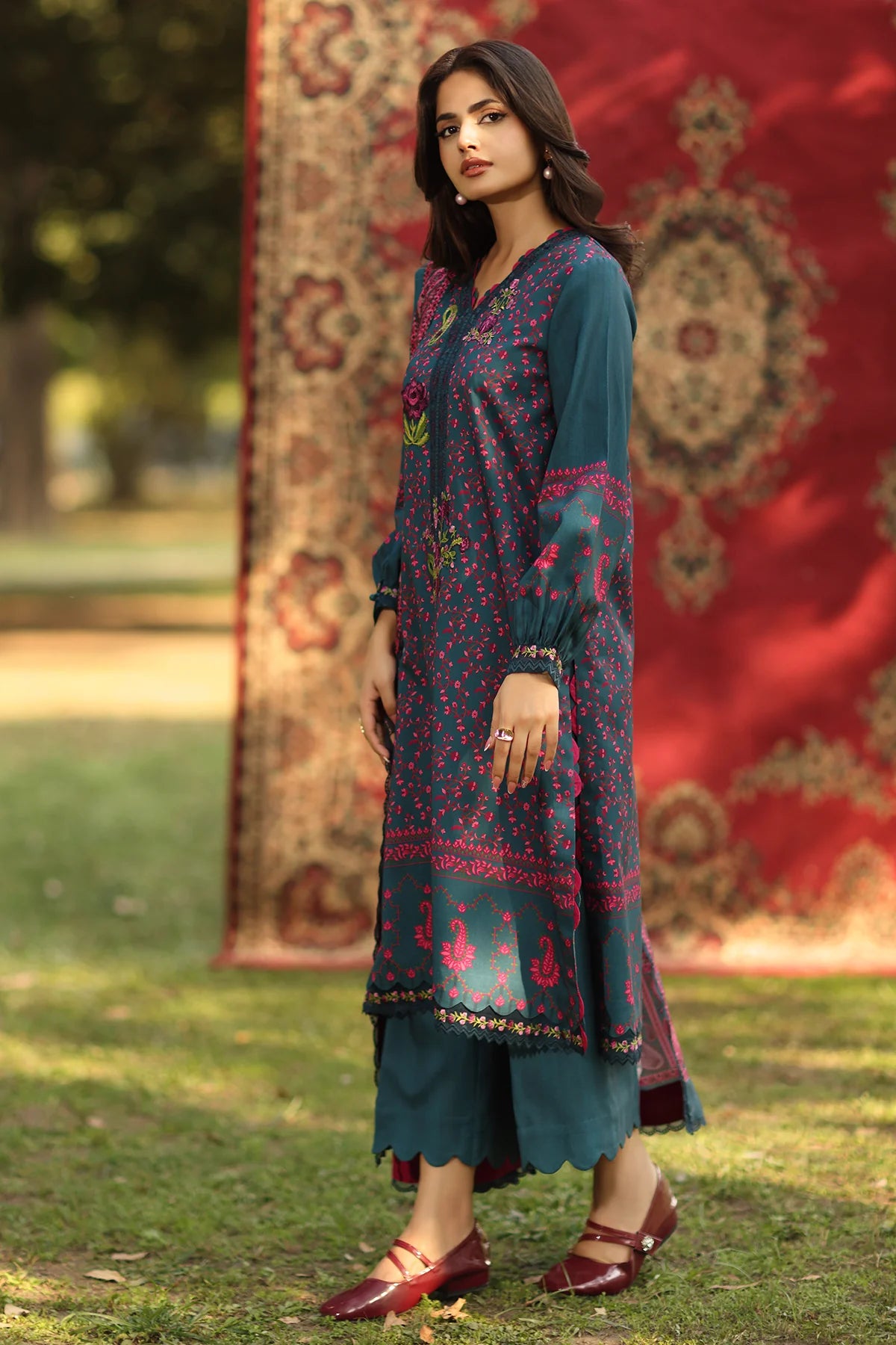 3-PC Unstitched Embroidered Linen Collection